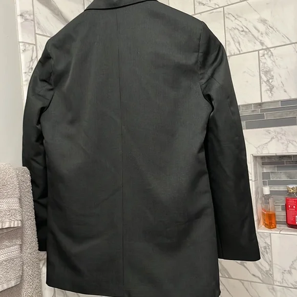 Boys 2pc Van Heusen black suit-NWT